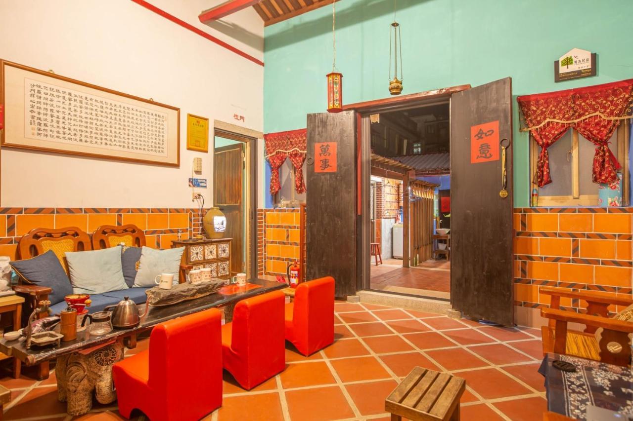 ג'ינצ'נג 模範人家-包棟-彼岸市區館 מראה חיצוני תמונה