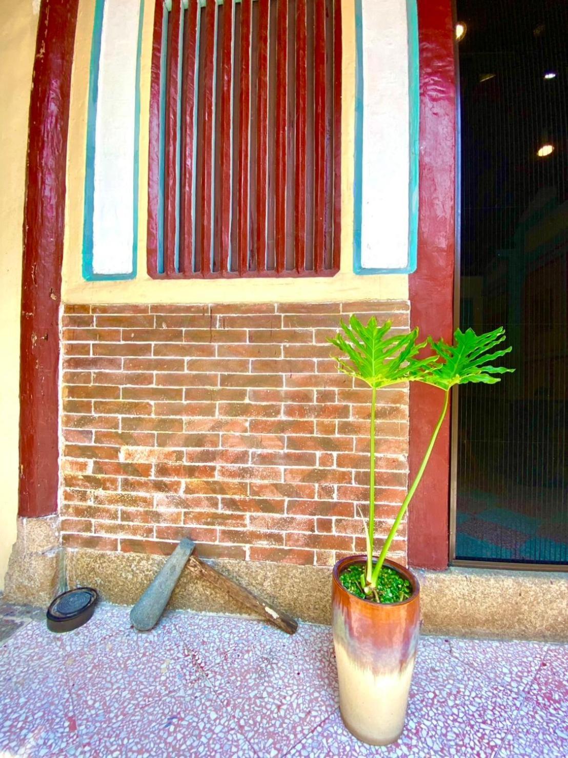 ג'ינצ'נג 模範人家-包棟-彼岸市區館 מראה חיצוני תמונה